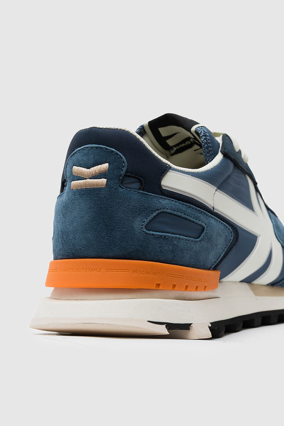 Kaotiko Orbit sneakers